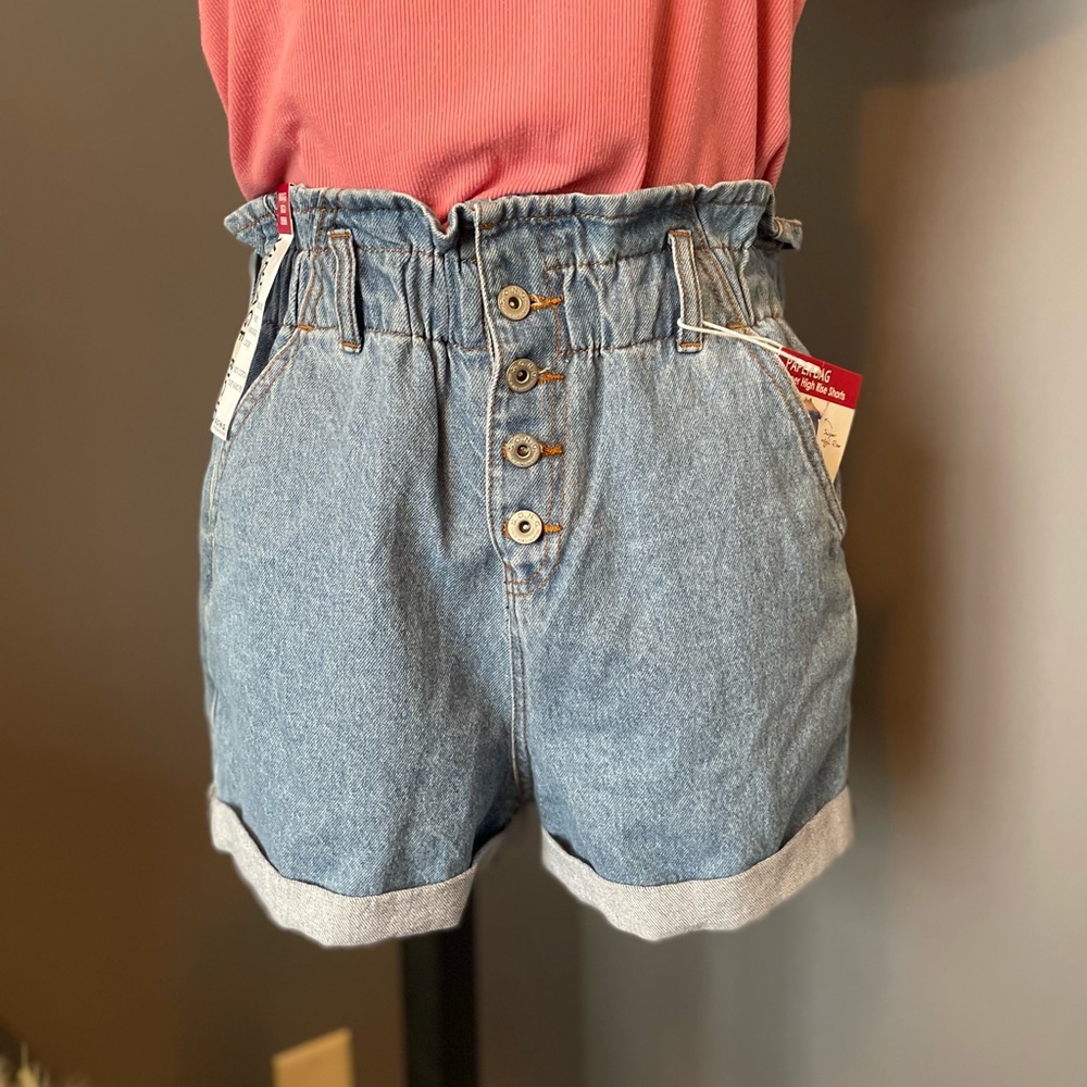 Cuffed Paper Bag Denim Shorts Supper High Rise Large